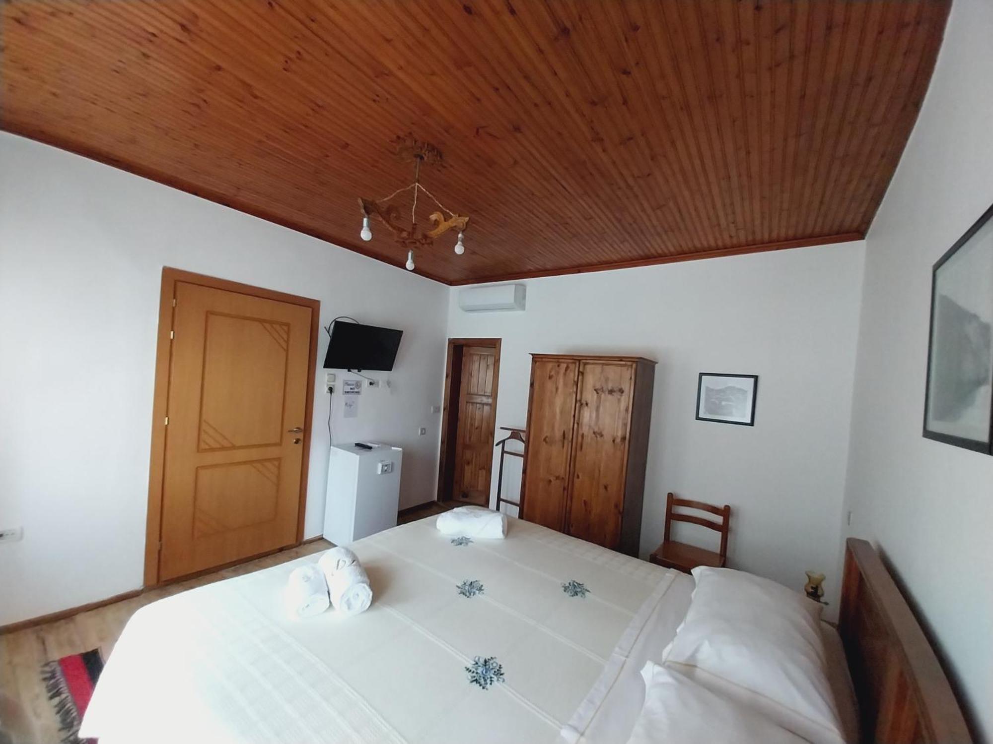 Guest House J.Prifti Berat Rum bild
