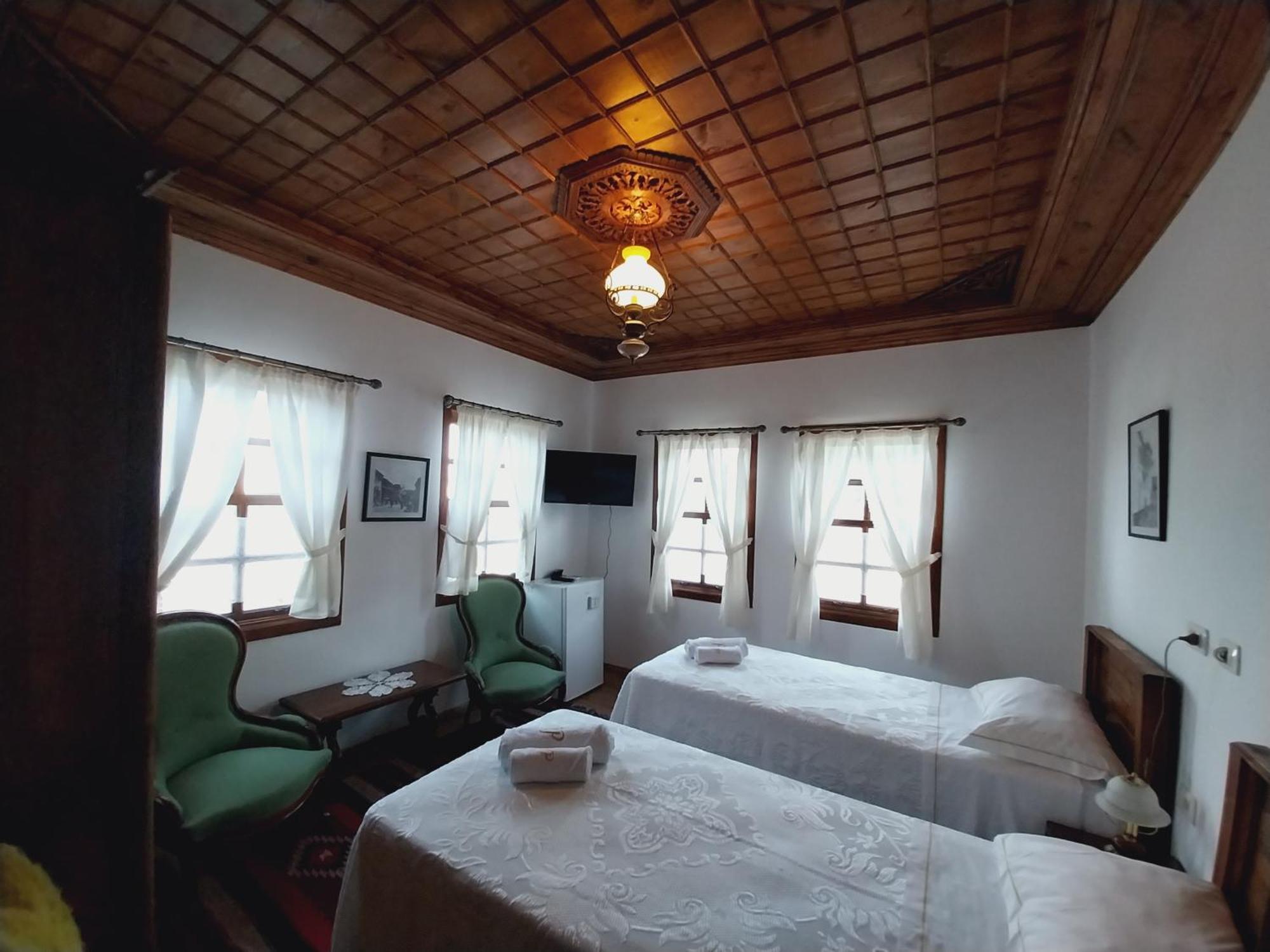 Guest House J.Prifti Berat Rum bild